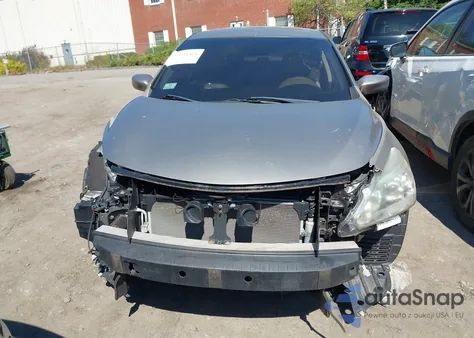 2015 Nissan Altima 2.5 S z USA, uszkodzony, nr VIN 1N4AL3AP3FC114869